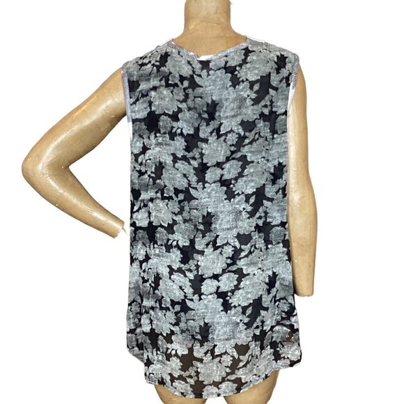 CAbi 3057 Tango Tank Grey Black White Floral Mixed Media Drape/Cowl Neck L 103P - Picture 7 of 10